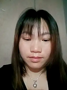 min-xinh online show from April 2026 10:18:01 PM