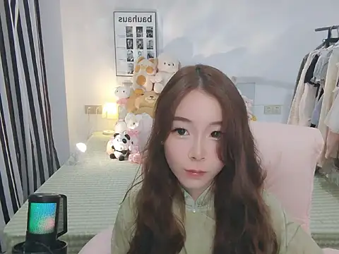 Snapshot of Gardenia-222 chatting on October 2025 12:50:01 PM Gardenia-222 online show from October 2025 12:50:01 PM