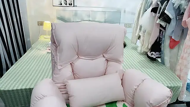 Snapshot of Gardenia-222 chatting on January 2026 12:35:01 AM Gardenia-222 online show from January 2026 12:35:01 AM