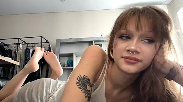 ElissaMikrot online show from September 2025 12:32:01 PM