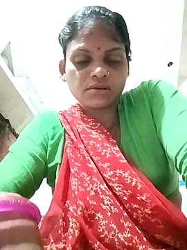 Snapshot of SHMA-77 chatting on September 2025 04:34:01 PM SHMA-77 online show from September 2025 04:34:01 PM