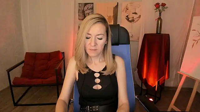 DonnaSmitth online show from February 2026 06:45:01 PM