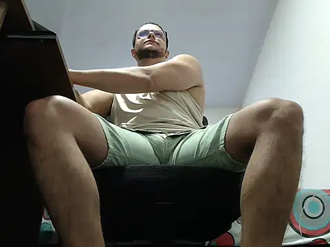 Snapshot of DirtyNotLimits_ chatting on October 2025 01:34:02 PM DirtyNotLimits online show from October 2025 01:34:02 PM