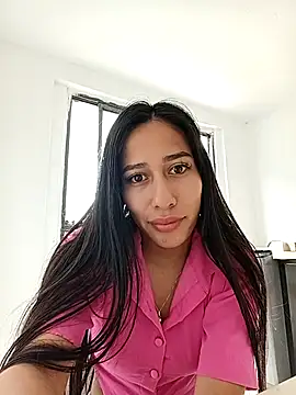 Amelia Rivas online show from October 2025 04:04:01 PM