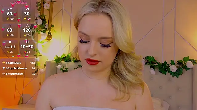 EllyLinn online show from April 2026 07:07:02 PM