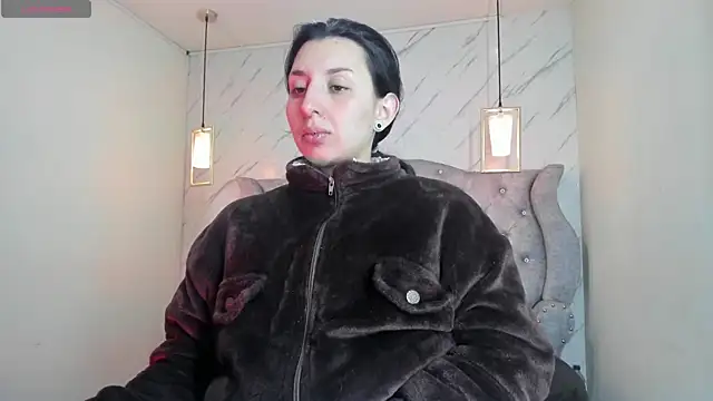 Iris  77 online show from December 2025 12:34:02 PM