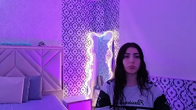 Snapshot of Ixchel_tay chatting on February 2026 04:00:02 AM Ixchel tay online show from February 2026 04:00:02 AM