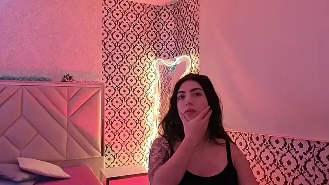 Snapshot of Ixchel_tay chatting on February 2026 03:11:02 AM Ixchel tay online show from February 2026 03:11:02 AM