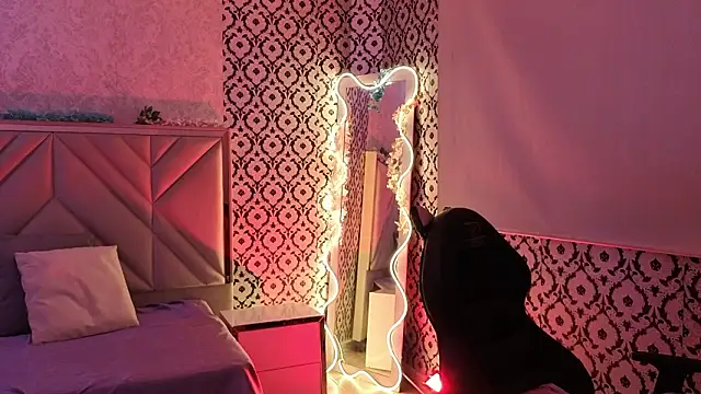 Snapshot of Ixchel_tay chatting on February 2026 03:25:01 AM Ixchel tay online show from February 2026 03:25:01 AM