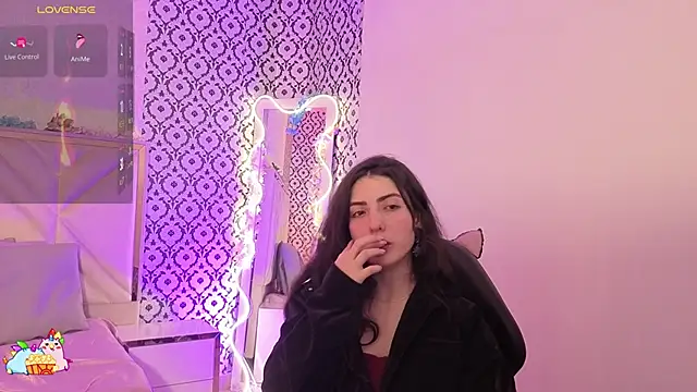 Snapshot of Ixchel_tay chatting on February 2026 03:29:02 AM Ixchel tay online show from February 2026 03:29:02 AM