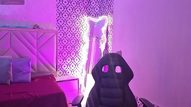 Snapshot of Ixchel_tay chatting on February 2026 03:17:01 AM Ixchel tay online show from February 2026 03:17:01 AM