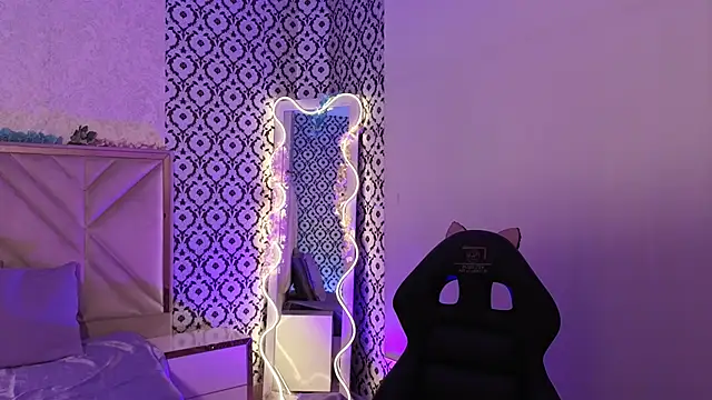 Snapshot of Ixchel_tay chatting on March 2026 03:20:01 AM Ixchel tay online show from March 2026 03:20:01 AM