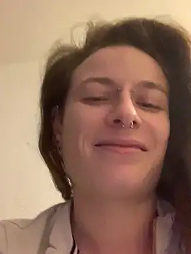 GoldenPussy1329 online show from March 2026 11:12:02 PM