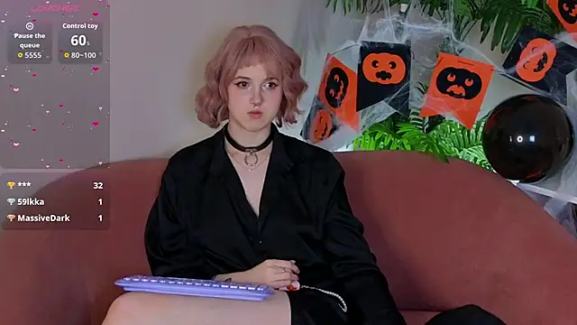 luna son online show from October 2025 03:40:02 AM