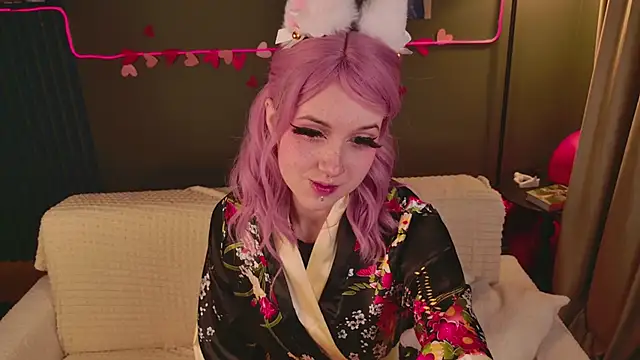 luna son online show from February 2026 09:55:02 PM