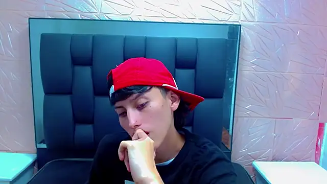 thaigo twink38 online show from January 2026 06:39:01 AM