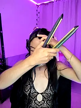 Snapshot of tamara_vald chatting on October 2025 04:07:02 AM tamara vald online show from October 2025 04:07:02 AM