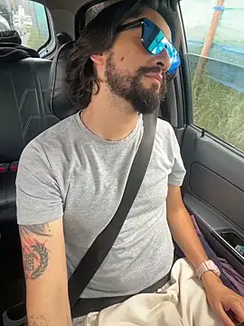 maximusdominus26 online show from December 2025 03:30:01 PM