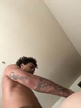 thefreakscomeoutatnight online show from October 2025 09:36:02 PM