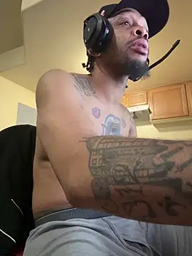 thefreakscomeoutatnight online show from February 2026 09:19:01 AM