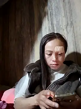 Tuyet xx online show from December 2025 02:28:02 AM