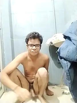 sexybobby13 online show from November 2025 11:56:02 AM