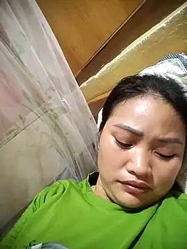 Snapshot of Liu30 chatting on October 2025 08:12:01 AM Liu30 online show from October 2025 08:12:01 AM