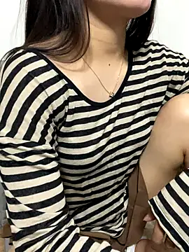 lee ly online show from October 2025 09:41:01 AM