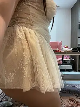 lee ly online show from April 2026 04:44:02 PM