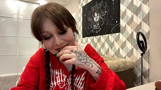 RebelKitsune online show from October 2025 11:55:02 AM