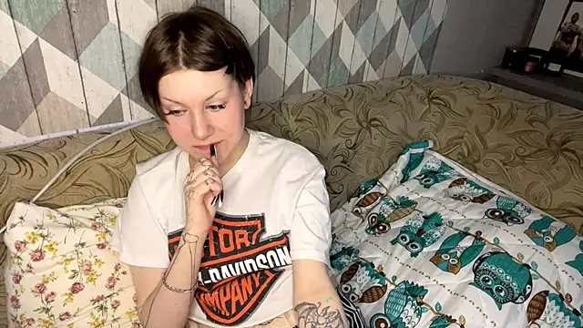 RebelKitsune online show from November 2025 06:35:02 AM