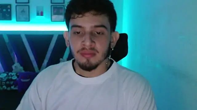 Sebasxxl12 online show from October 2025 04:40:01 PM