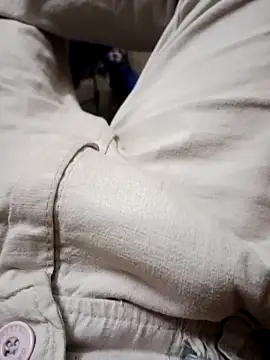 Onlysingles online show from October 2025 06:39:01 PM