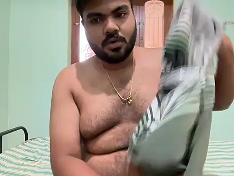 Snapshot of Romeo_Sam2 chatting on November 2025 09:00:02 AM Romeo Sam2 online show from November 2025 09:00:02 AM