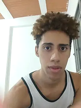 Snapshot of The_boy_good chatting on October 2025 01:28:01 AM The boy good online show from October 2025 01:28:01 AM