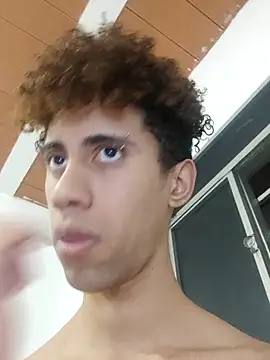 Snapshot of The_boy_good chatting on October 2025 05:21:02 AM The boy good online show from October 2025 05:21:02 AM