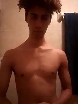 Snapshot of The_boy_good chatting on November 2025 11:07:02 PM The boy good online show from November 2025 11:07:02 PM