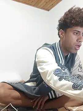 Snapshot of The_boy_good chatting on December 2025 11:48:02 AM The boy good online show from December 2025 11:48:02 AM