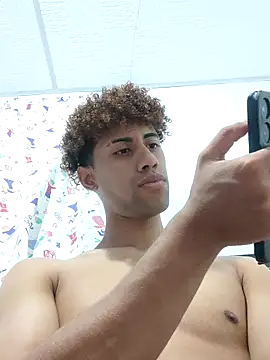 Snapshot of The_boy_good chatting on January 2026 09:50:02 PM The boy good online show from January 2026 09:50:02 PM