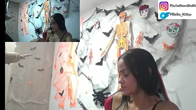 Snapshot of kittybella34 chatting on October 2025 09:12:02 PM kittybella34 online show from October 2025 09:12:02 PM