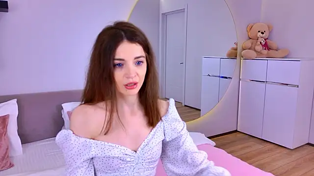 Snapshot of NikkaBush chatting on June 2026 05:12:02 AM NikkaBush online show from June 2026 05:12:02 AM