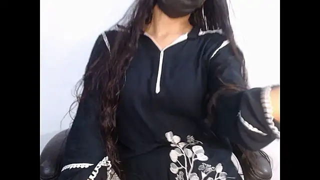 sexy yuvi online show from September 2025 05:12:01 AM