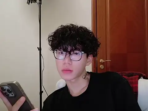 hangzi-0011 online show from September 2025 10:20:02 AM