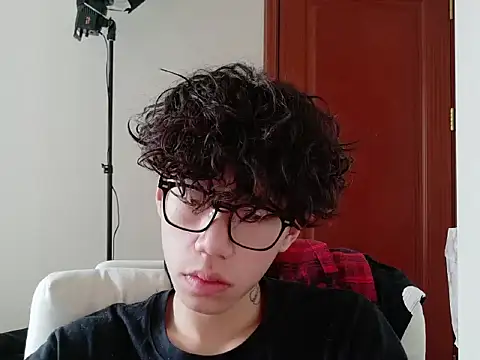 hangzi-0011 online show from September 2025 07:35:02 AM