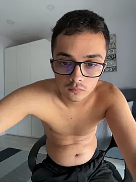 morenitovasco online show from September 2025 02:00:02 PM