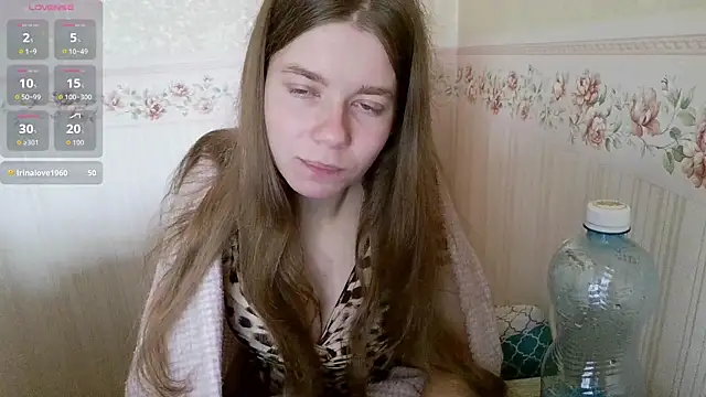 Snapshot of 0nlyLola chatting on October 2025 08:47:02 AM 0nlyLola online show from October 2025 08:47:02 AM