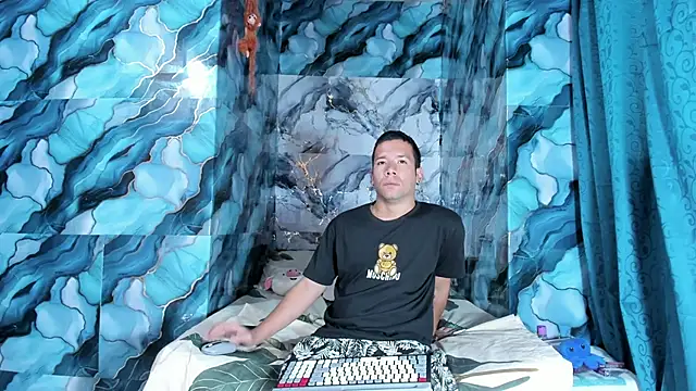 celesteyorucso1 online show from October 2025 09:01:01 PM