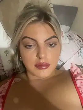 Snapshot of Diamondxoxx chatting on October 2025 09:10:02 PM Diamondxoxx online show from October 2025 09:10:02 PM