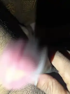 Snapshot of alwynu chatting on February 2026 02:06:02 AM alwynu online show from February 2026 02:06:02 AM