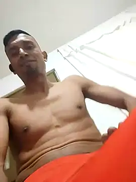 exotico2323 online show from December 2025 01:40:01 PM